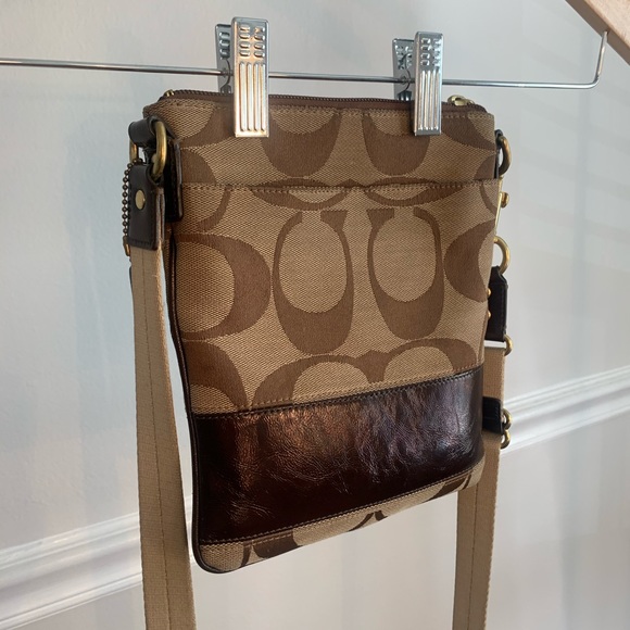Coach Crossbody Purse - Picture 3 of 7